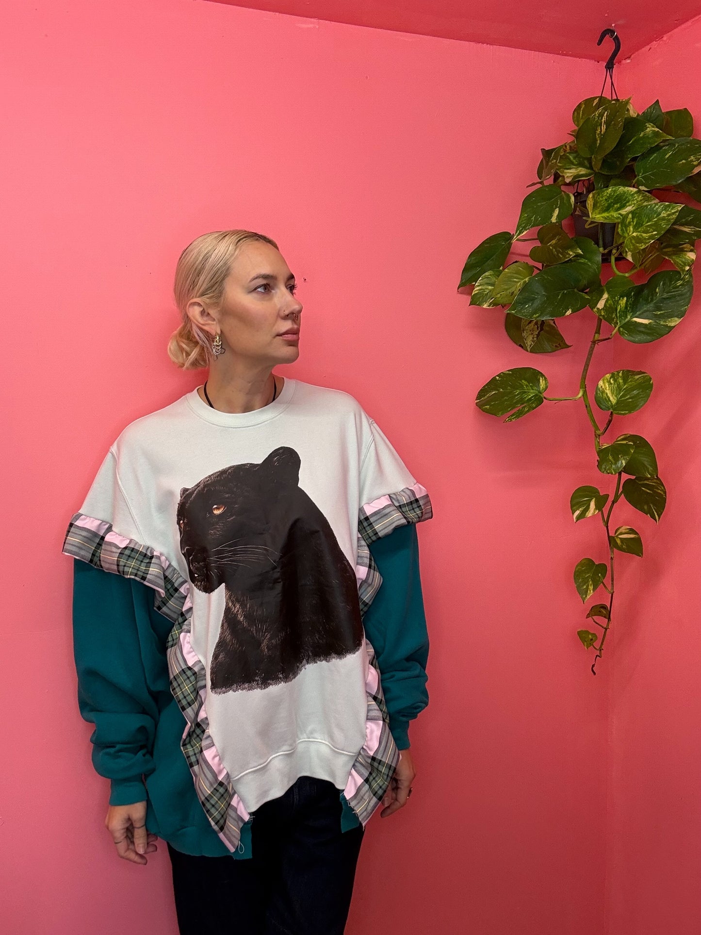 Panther sweatshirt combo