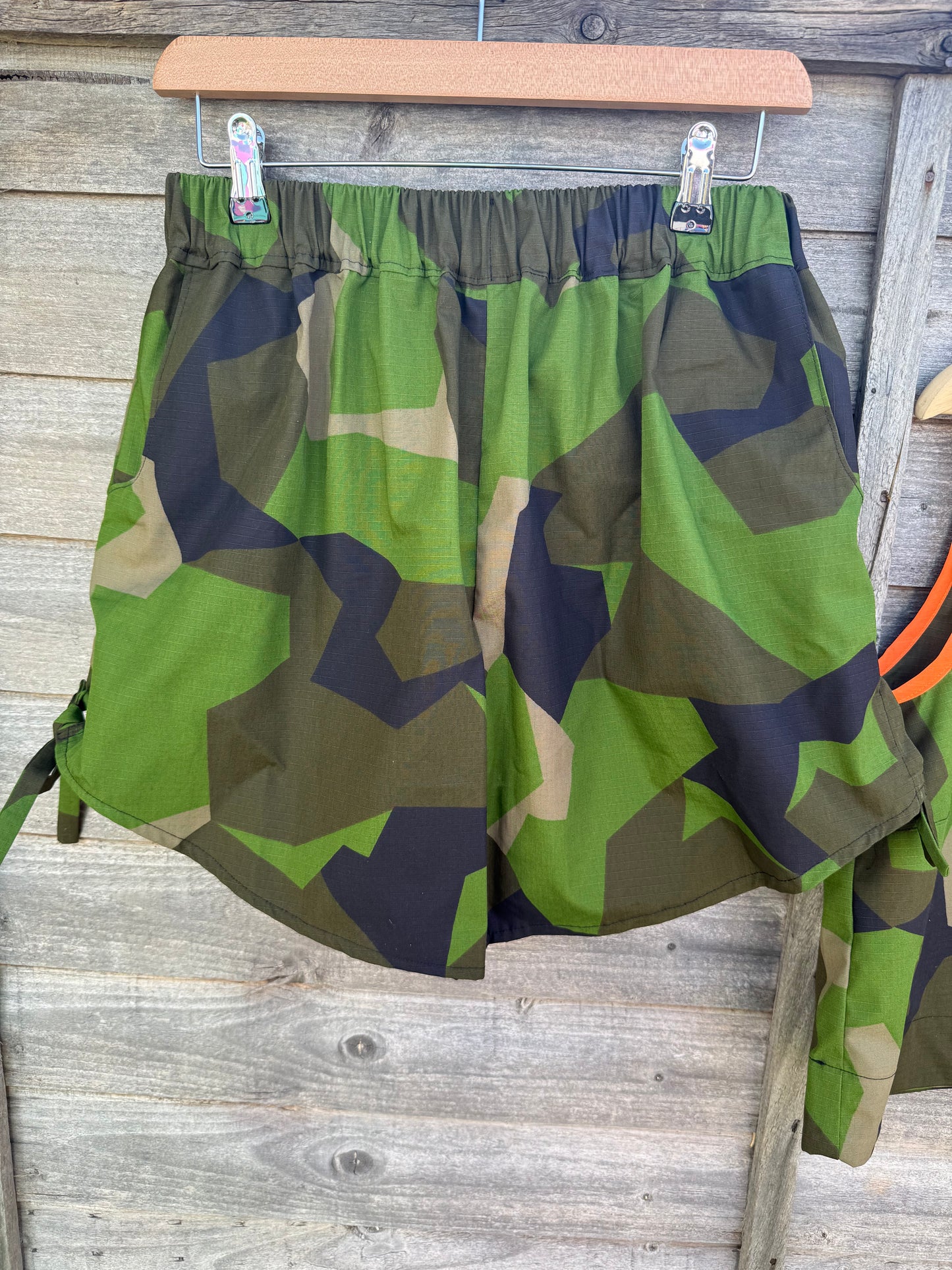 Sunny camo shorts