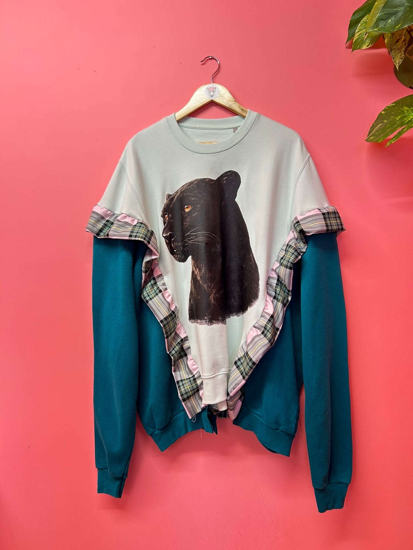 Panther sweatshirt combo