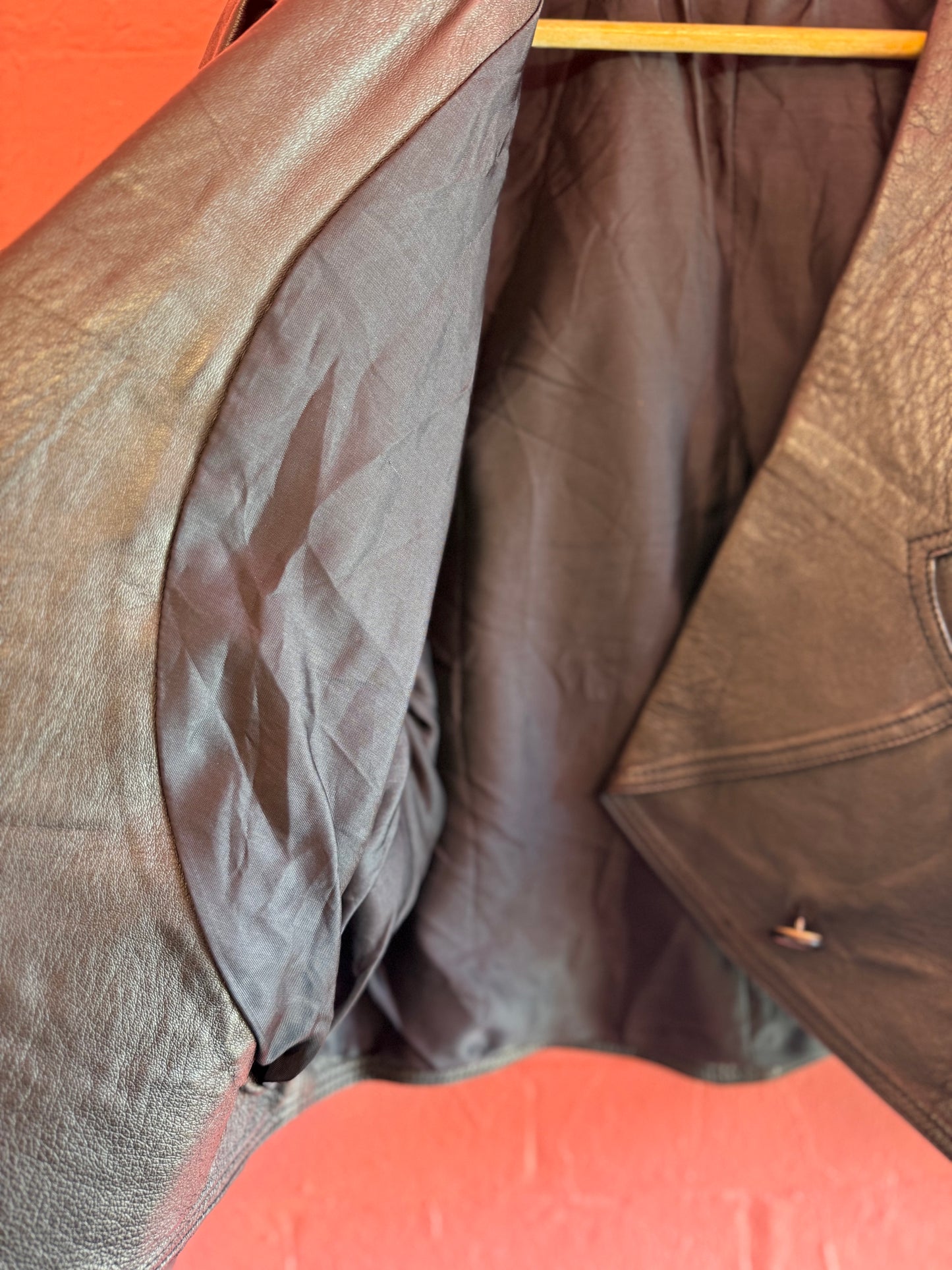 Cropped leather jacket