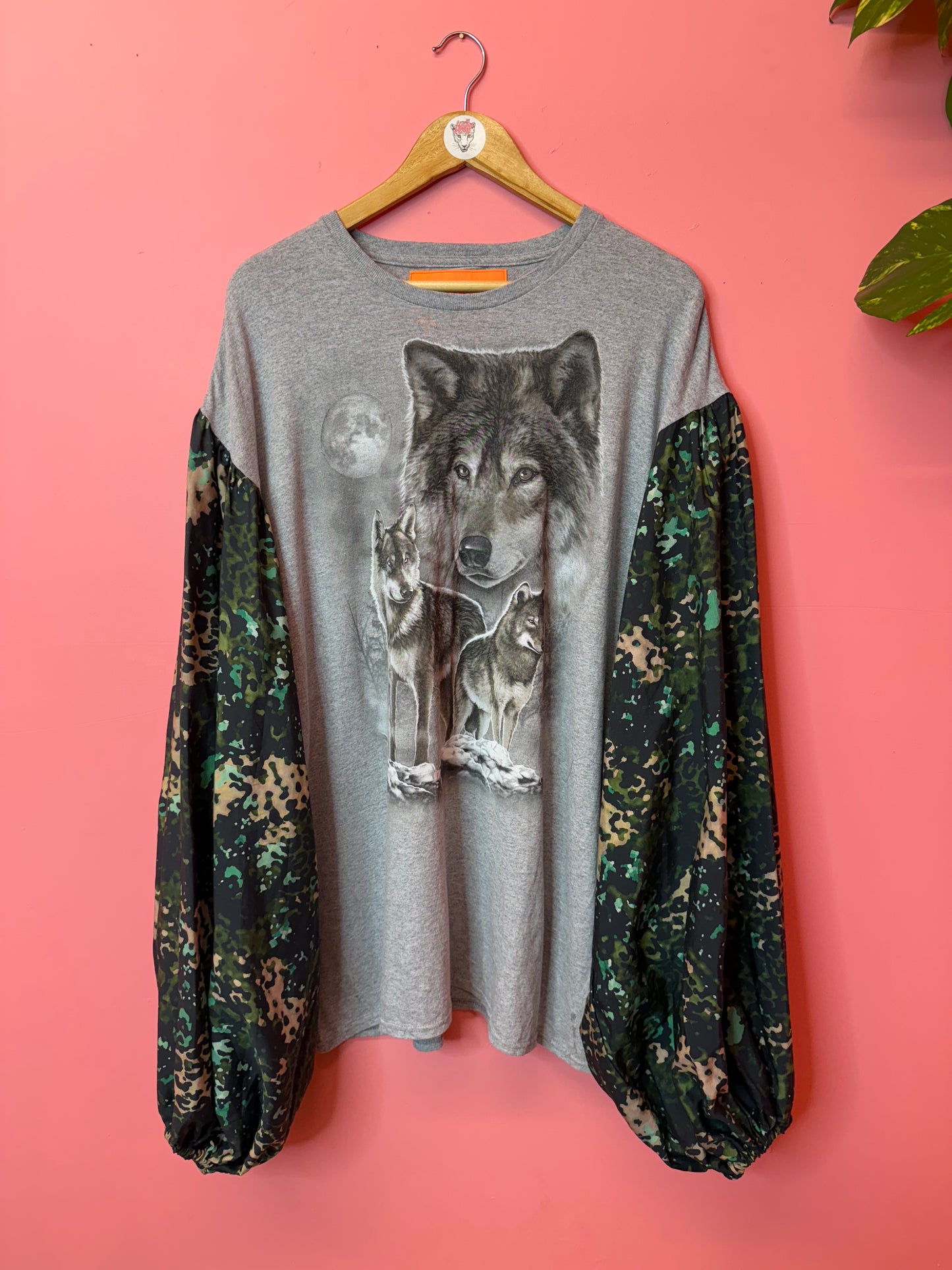 Leopaflage puff wolf