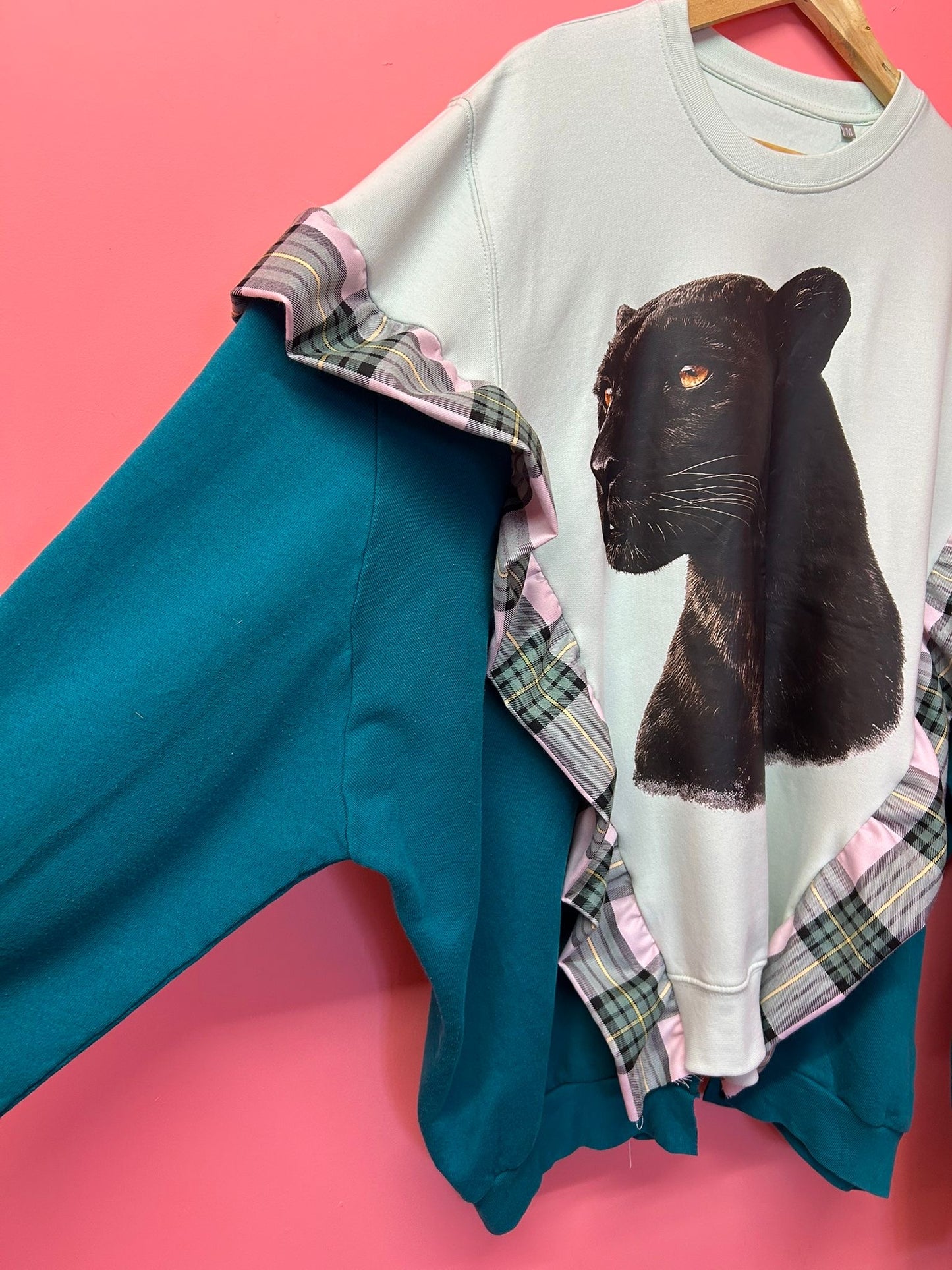 Panther sweatshirt combo